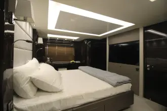 Thumbnail von Sunseeker 86 Yacht