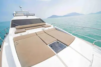 Thumbnail von Azimut 66