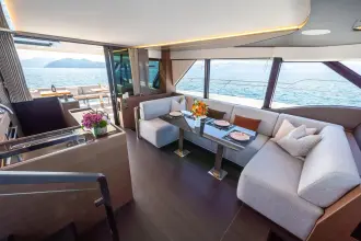 Thumbnail von Prestige M48