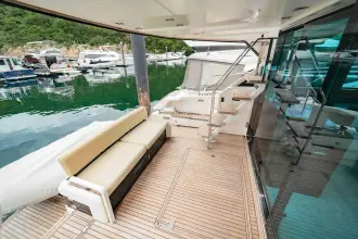 Thumbnail von Fairline Squadron 50