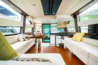 Thumbnail von Fairline Squadron 50