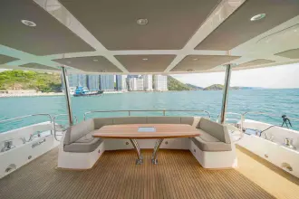 Thumbnail von Sunseeker 86 Yacht