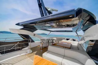 Thumbnail von Sunseeker 86 Yacht