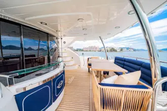 Thumbnail von Sunseeker 88 Yacht