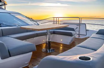 Thumbnail von Sunseeker 100 Yacht