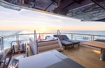 Thumbnail von Sunseeker 100 Yacht