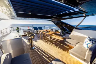 Thumbnail von Sunseeker 100 Yacht
