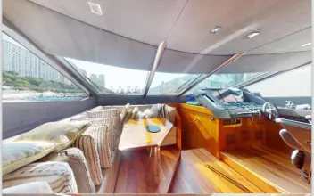 Thumbnail von Sunseeker 86 Yacht