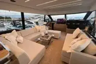 Thumbnail von Prestige 690