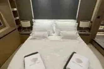 Thumbnail von Prestige 690