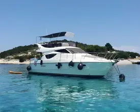 Thumbnail von Ferretti Yachts 460 Fly