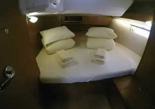 Thumbnail von Dufour 430 Magdalena