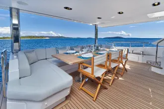 Thumbnail von Azimut Grande 27M Aluminia Too