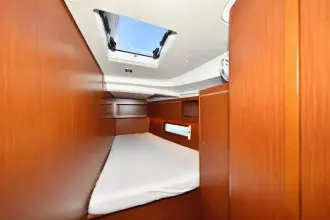 Thumbnail von Beneteau Oceanis 46.1