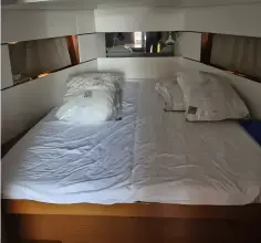 Thumbnail von Beneteau Oceanis 38.1 Laura