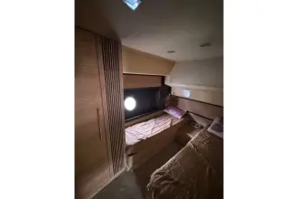 Thumbnail von Azimut 60