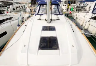 Thumbnail von Beneteau Oceanis 38.1