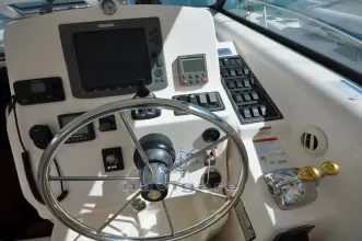 Thumbnail von Tiara Yachts 4300 SOVRAN