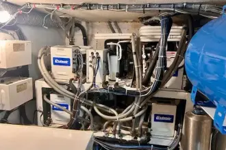 Thumbnail von Hatteras 65 Convertible ABUELO