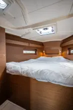 Thumbnail von Beneteau Oceanis 37.1