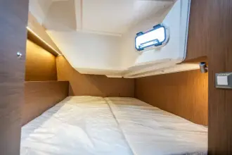 Thumbnail von Beneteau Oceanis 37.1