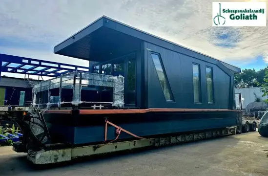 Solstar Houseboat Navigator M