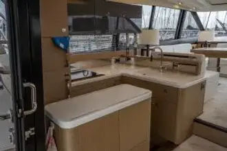 Thumbnail von Prestige 560 S