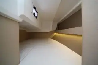 Thumbnail von Beneteau Oceanis 30.1