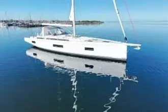 Thumbnail von Beneteau Oceanis Yacht 54