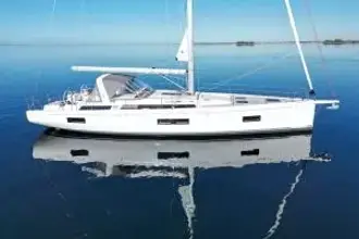 Thumbnail von Beneteau Oceanis Yacht 54