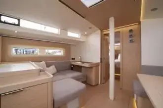 Thumbnail von Beneteau Oceanis Yacht 54