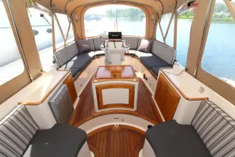 Thumbnail von Intercruiser 27 Cabin