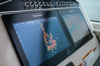 Thumbnail von Boston Whaler 320 Vantage