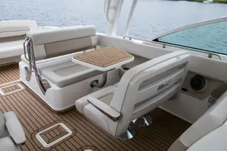 Thumbnail von Boston Whaler 320 Vantage