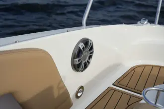 Thumbnail von Sea Ray Sundancer 320