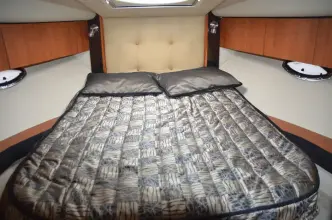 Thumbnail von Cruisers Yachts 330 Express