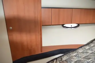 Thumbnail von Cruisers Yachts 330 Express