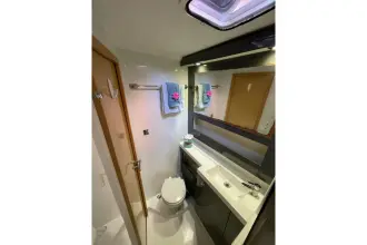 Thumbnail von Fountaine Pajot Helia 44 Miles Away