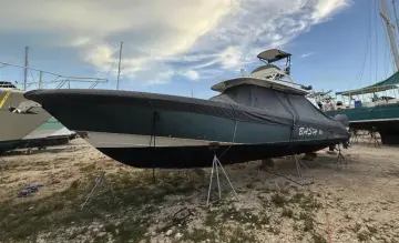 Thumbnail von Everglades 435 CC Bash Tender