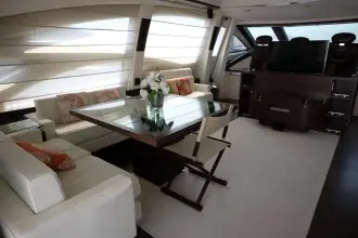 Thumbnail von Azimut 86s