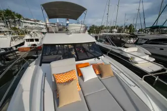 Thumbnail von Prestige 420