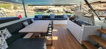 Thumbnail von Lagoon 620