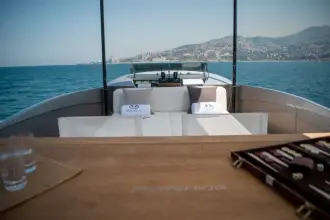 Thumbnail von Pershing 115 Kohala Two