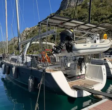 Beneteau Oceanis 58