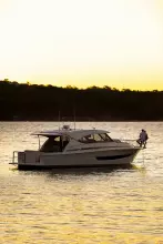 Thumbnail von Riviera 395 Suv