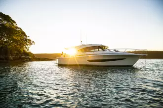 Thumbnail von Riviera 395 Suv