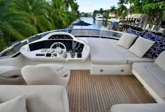 Thumbnail von Sunseeker 86 Yacht Full Circle