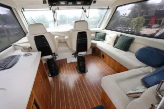 Thumbnail von Riviera 	Flybridge chiusa 62