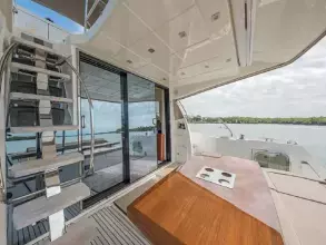 Thumbnail von Prestige 550