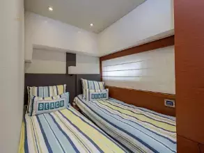 Thumbnail von Prestige 550